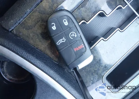 2013 Chrysler 300C Awd from USA, damaged, VIN 2C3CCAKT3DH641201